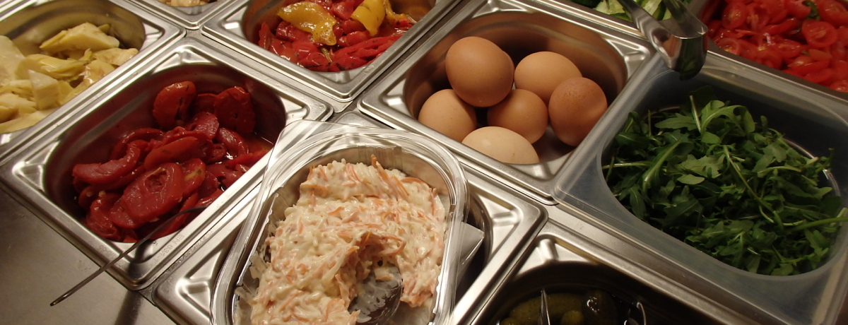 �t�B�����c�F�u�z�e���E�~�A�E�J�[�����X�p�v�ƒ�I�Ń��j���[�L�x�Ȓ��H