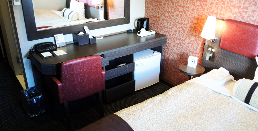 ���ʂȃT�[�r�X�Ɛݔ������͂́u���ꂽ���C���v���~�A���É��w�O�v