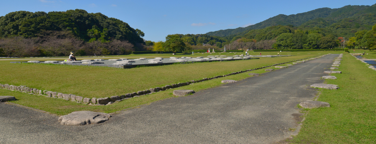 Ñ600N̓sEɕ{{YɔFI{̑bzj}