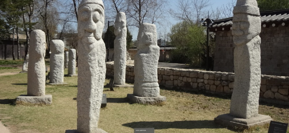 �i���{�� �؍��������������ق̉��O�W���͂܂�Ńh���}�̃Z�b�g