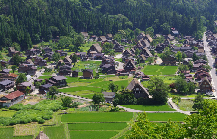 世界遺産・白川郷と五箇山の合掌造り－日本の懐かしい原風景を