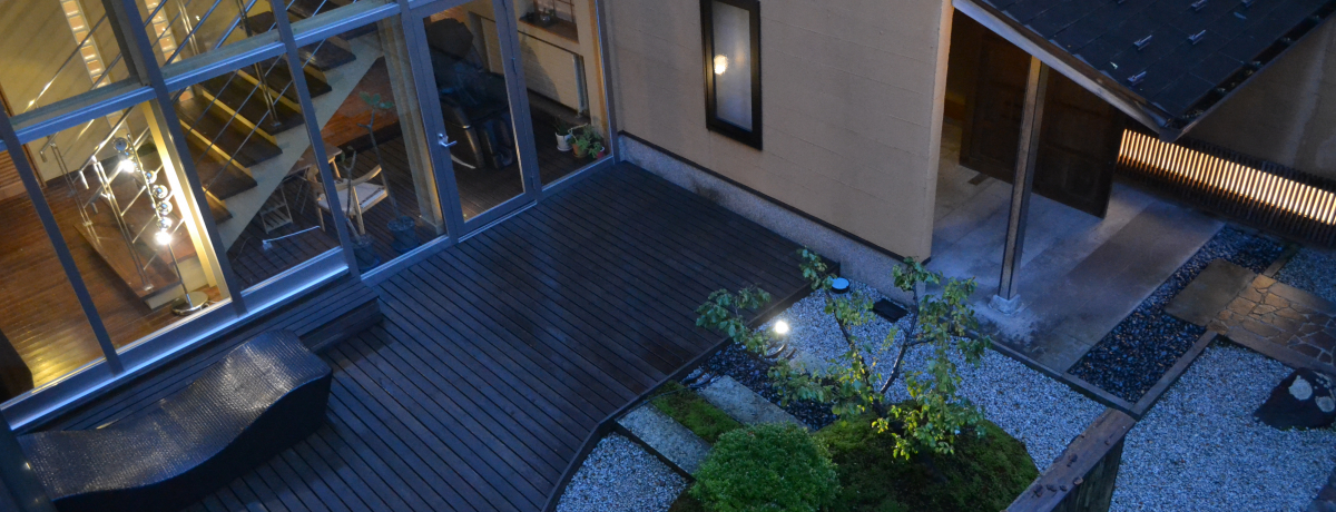 ߐ{uONSEN RYOKANRvS8̂hŔ̖