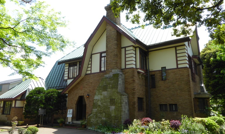 �����E�O��s�ɂ�����j�I�������I�����u�R�{�L�O�L�O�فv