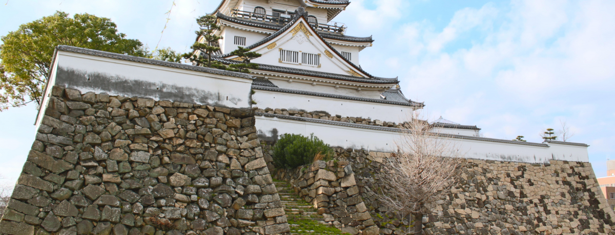 �����{100����ɑI�΂ꂽ�I���u�ݘa�c��v��4�̖G���|�C���g