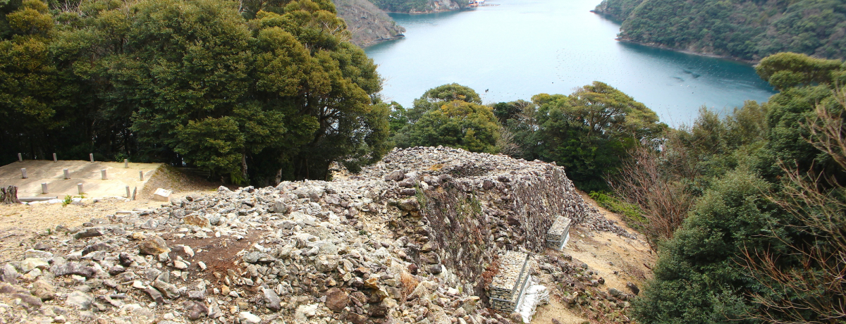 jDȂx͖KꂽIΔnւ錵I3ƑΔn˂D]