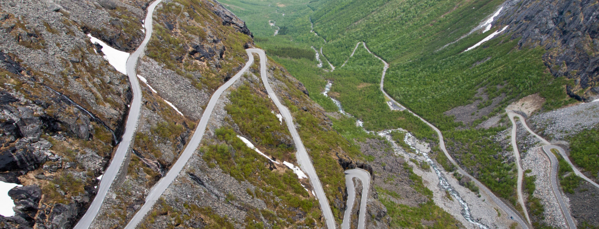 ����w�A�s���J�[�u�̘A���I��i������m���E�F�[�́g�d���̂͂����h