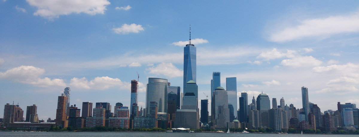 NYC���炽����4���ŗׂ�NJ�B�ցI�Ί݂���}���n�b�^�����V�O��Ղ�