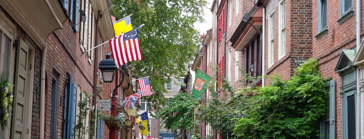 �č��ό��̌��ꂩ���I�t�B���f���t�B�A�ŗ��j�ƌ|�p�ƃO�����̗�