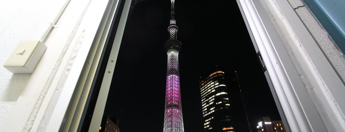 ̌̓XJCc[ĨQXgnEXuqbevɔ܂낤