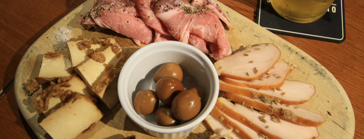 uON THE MARKSvŃr[ЎɑfGȖ