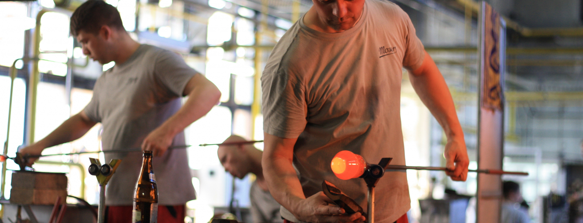 �`�F�R�u���[�[���~���[�W�A���v�Ń{�w�~�A�K���X�̍ō���ɐG���