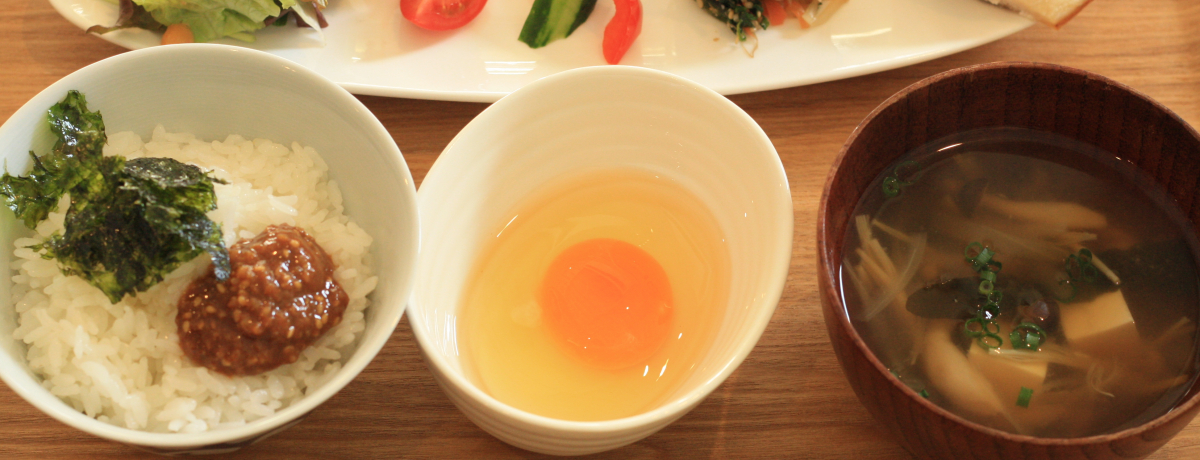 ̃QXgnEXuSEN&CO.HOSTELvő̂ƐSɐ݂钩H