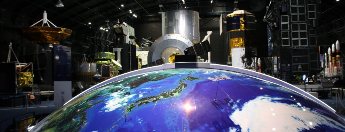 ̏ɂ͉!?}gFZ^[ŊwԁAӊOƐg߂ȉF̂͂Ȃ