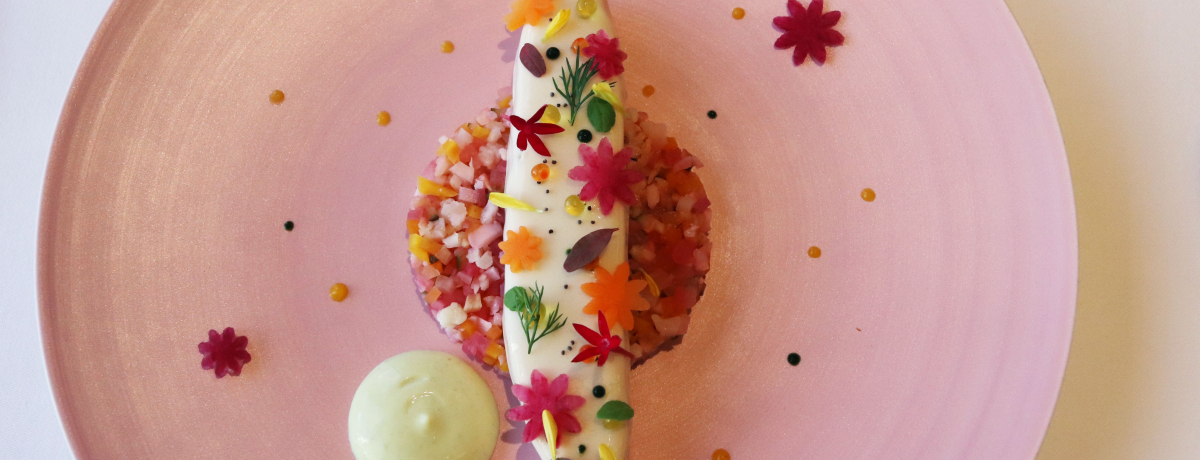 ���E�ɔF�߂�ꂽ�t�����`�����t�̋ɏ�X�e�C�I�z�e���O�������B�A���