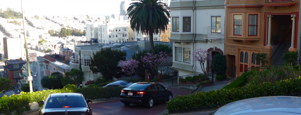 �z���ȏ�̋}�J�[�u�I��̊X�T���t�����V�X�R�u�����o�[�g�X�g���[�g�v���ʔ���