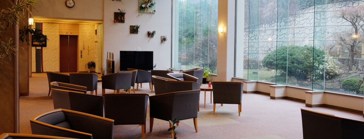 �Ό���R�Əo�_��Ђɋ߂��I�����E�O�r����̏h�u���Ђߖ�v