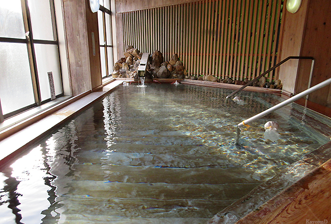 J400NIXk̔铒u򌤉vŃJbp̓`c閼y