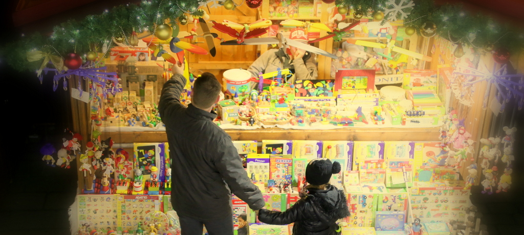 �`�F�R�̃N���X�}�X�}�[�P�b�g�������Ɗy���߂�I�������߂Ȃ��X5�I