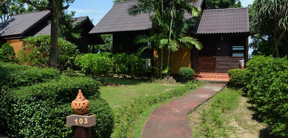 �^�C�E�s�s���Ŗk�[�̉B��ƃz�e���u�s�s �i�`������ ���]�[�g�v