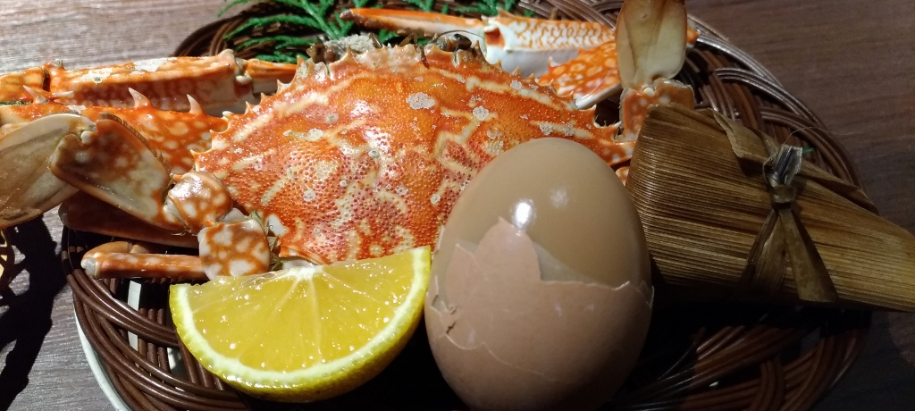 �����ނ�̒��Ɍ��h�ő啪�O�����𖞋i �ʕ{�S�ցu�������v