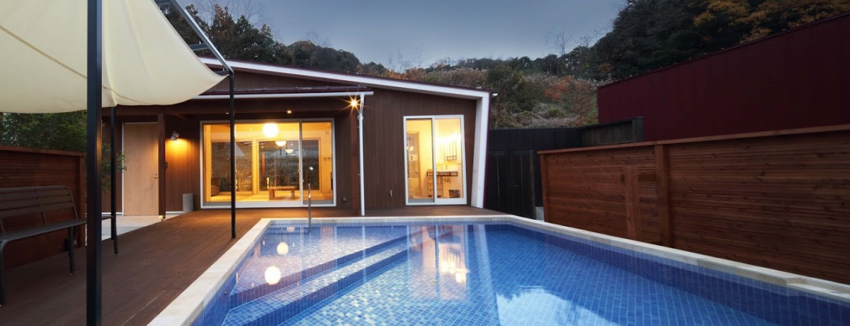 �u�V�G�i�q���Y �q���g�b�v�v�C�̋��s�ɂ������ȉƑ��������B�����I