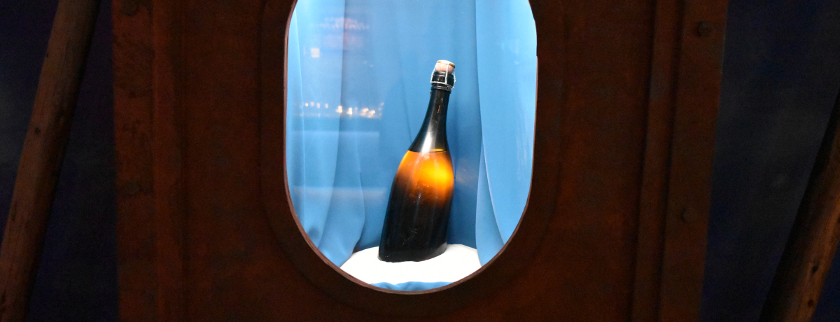 EŌẪC𔭌IHȊwفuCWvJ