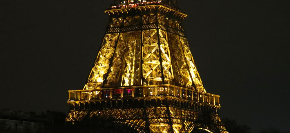 �p���E�G�b�t�F�����̊O�ς��y���ތ��ǂ���|�C���g�S�I