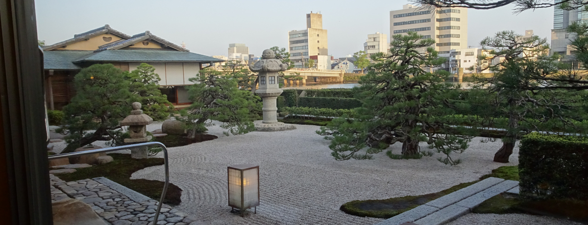 RAL̘VܗفuFفvŌΔȒ뉀ƉƓ`\