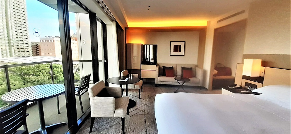 �󒆕��V�H�V�F���g���s�z�e�������̃o���R�j�[�t�q���ɃX�e�C�I