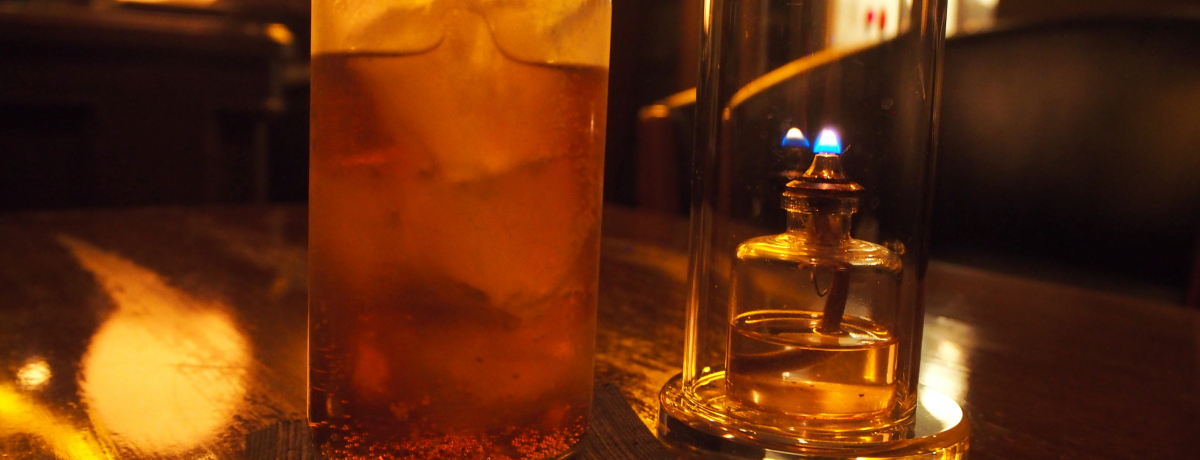 ���͗��`�A��̓o�[�Ŋ��t�I�u�z�e���X�J�C�^���[�{��w�O�v