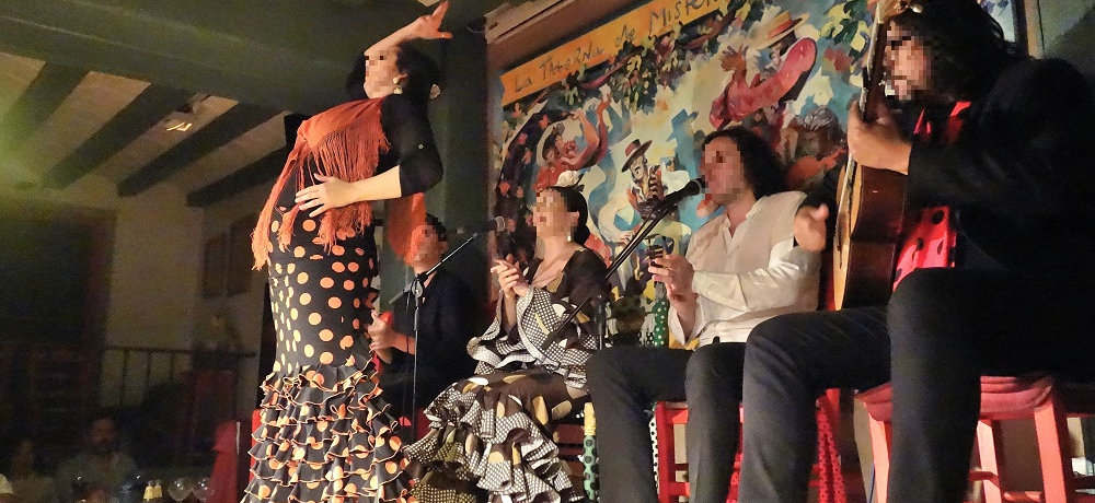 �{��X�y�C���Ŋς�t�������R���M���ILa Taberna de Mister Pinkleton