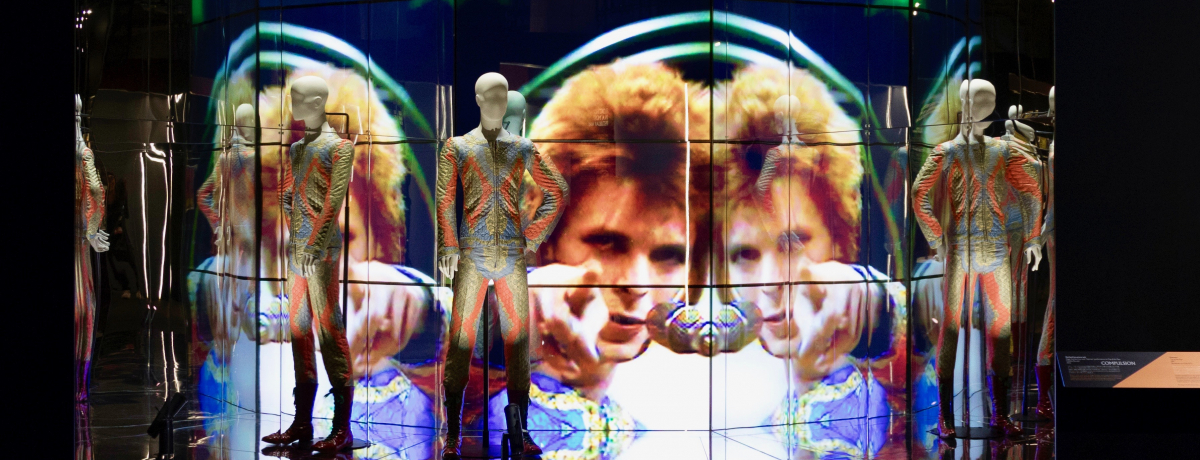 ܂ŃCuIiuDAVID BOWIE isv̌ǂKCh
