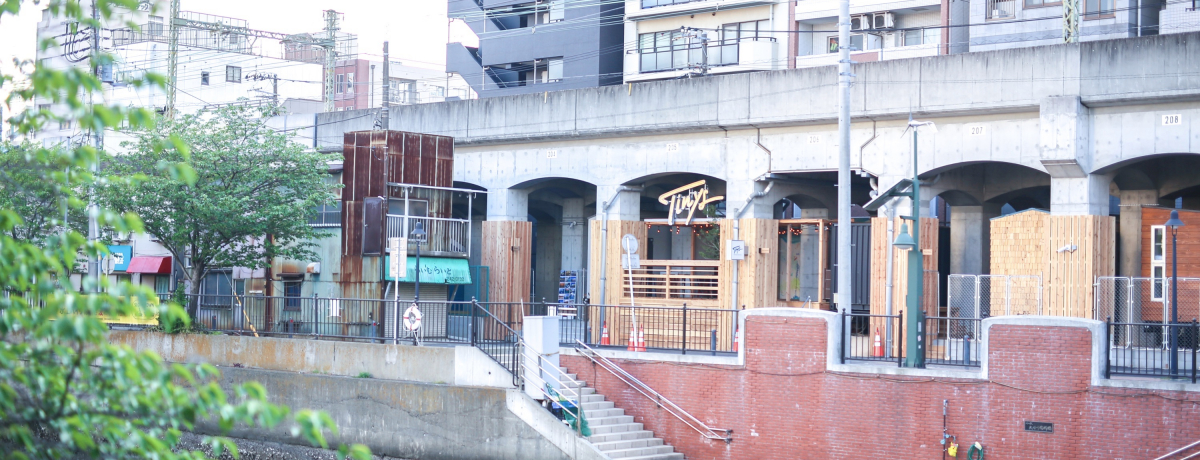 }ˉɈړ^̃zXea!?u^Cj[Ylmov