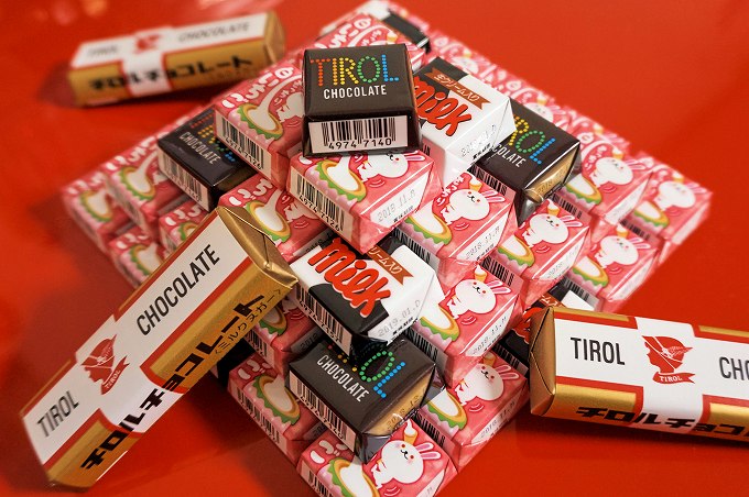 u``R AEgbgVbvvlC̔閧ƍw̃Rc