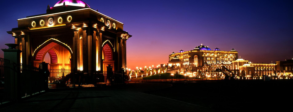 Sex and the City2�̕���I���؈�ࣃA�u�_�r�u�G�~���[�c�p���X�v�Ŗ��̃A���r�A���i�C�g