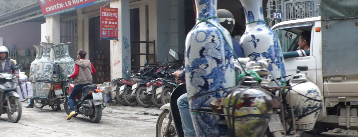 �v�킸�u���[���v�̌��i�ɏo���� �x�g�i�� �o�b�`������