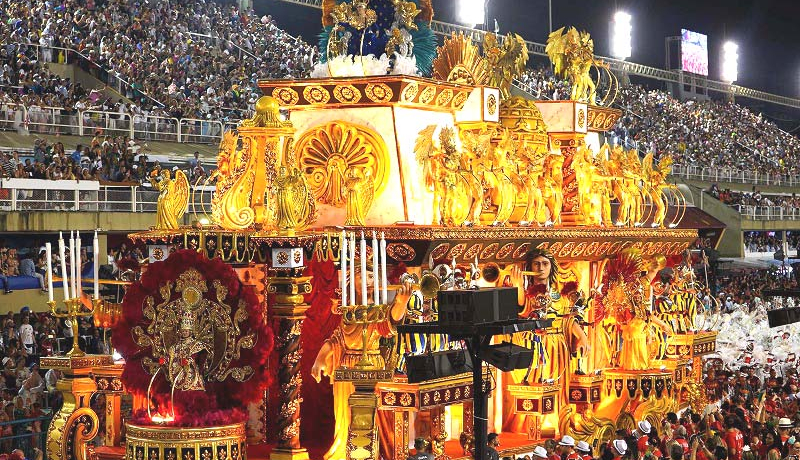 �����r�W�l�X�N���X�œ���́u���I�̃J�[�j�o���v�ɍs������B��������������