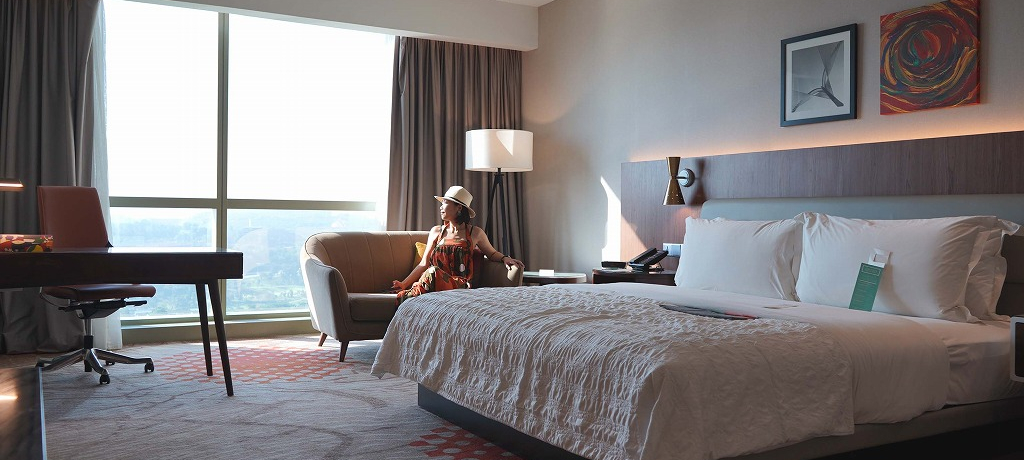 ���̃s���N���X�N�܂�10���I�}���[�V�A�u�������f�B�A�� �v�g���W�����v