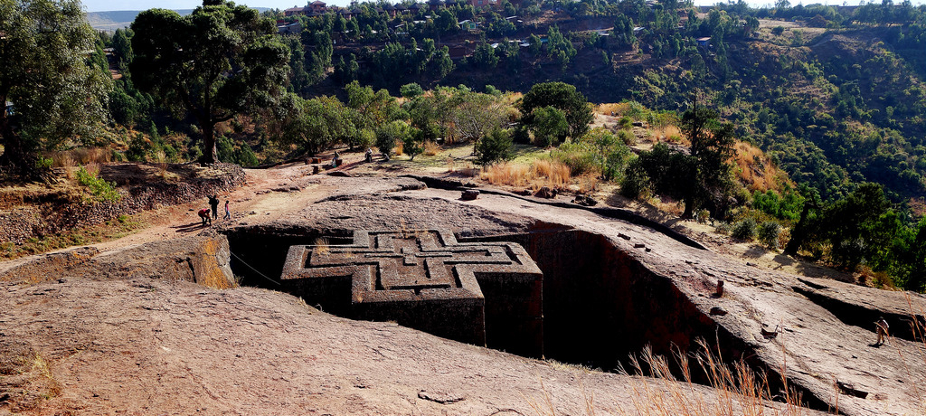 �G�`�I�s�A�A��Ղ̐��E��Y �����x����A����Q�̖���