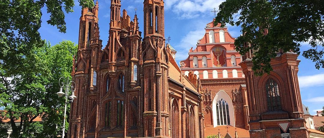 Xƌ΂Ɉ͂܂ꂽՂ̓ƗƃgAjAŌAHׂAwԁI