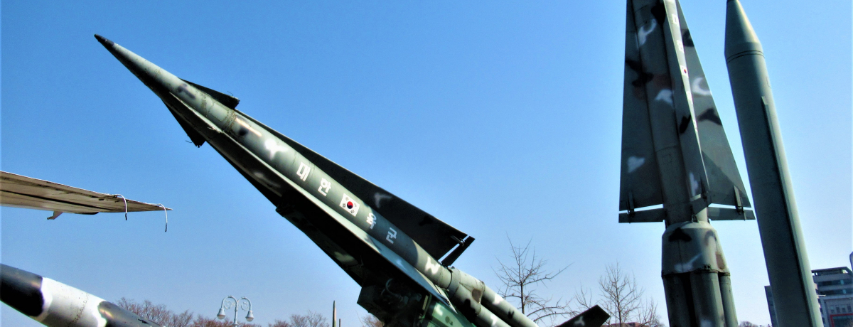 ���N�����ɂ����铮��������ɓ`����\�E���s�u�푈�L�O�فv