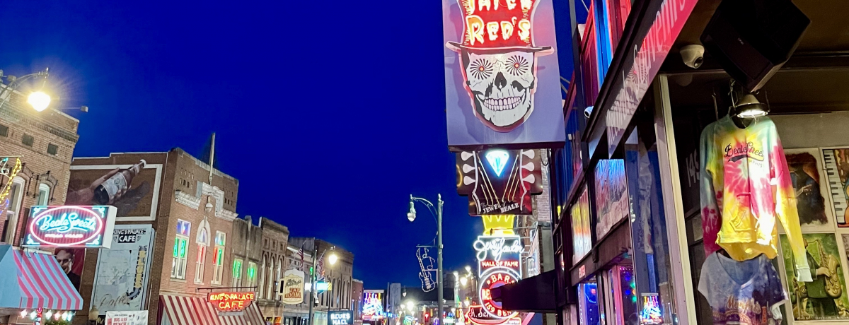 �G�����B�X�����������Ɩ��̊X�E�����t�B�X�ւ悤�����I