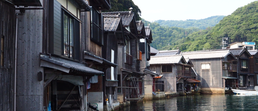 MAȂ钬I̒h̕EsOuɍv̊yݕ