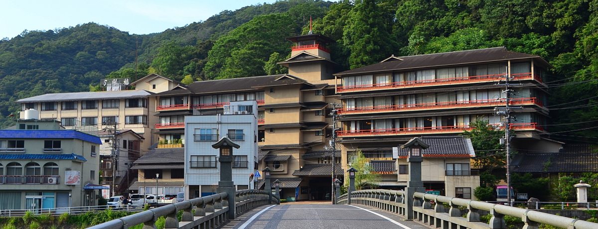 ����E�O������u�O����t�̓� �����O�v�͌��򂩂������̘V�ܗ���