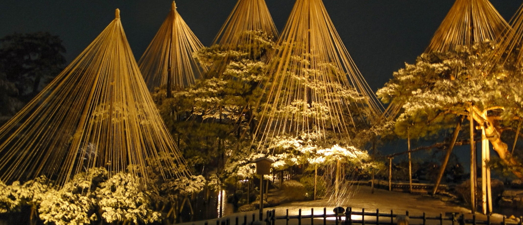 ÓsE򃉃CgAbvŖ̋̓Uy