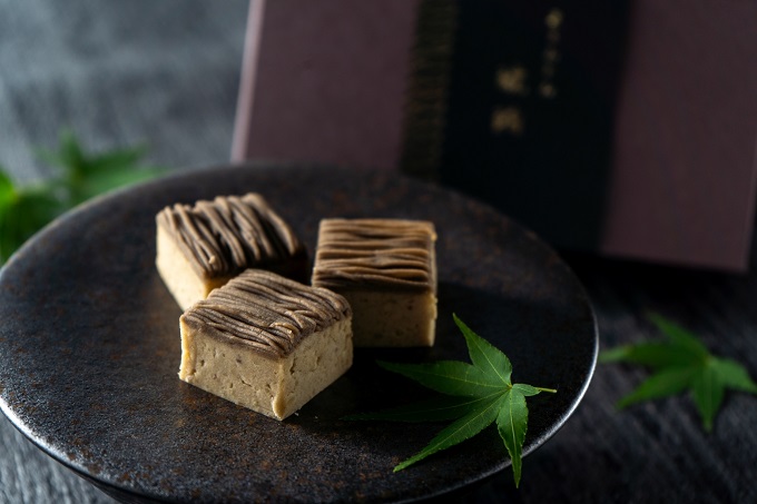 ~I񂪃R{IH̐VuقIƂv