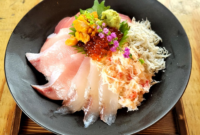 \oIcE`̉wŊԂ胁j[̔