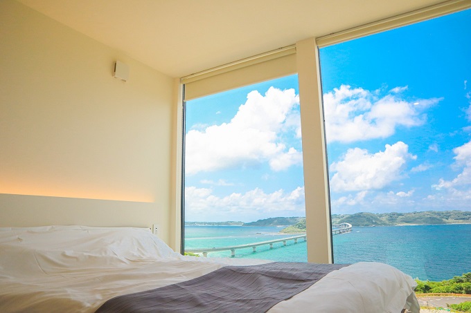 山口県下関市の角島大橋「Villa?Mikuri?Tsunoshima」