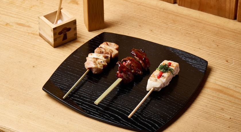 kЂzčďoI֓h̘V܂nĐ̋_Ƃăj[A