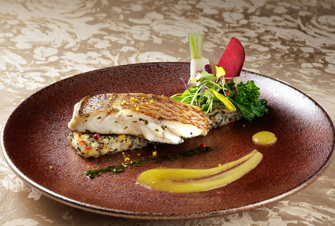 �O�d�̖��o�����\�I�V���]�Ⓦ�}REI�z�e���œ��ʃR���{�����`���J��